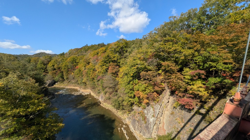 20251015-夕張川・滝の上公園・千鳥橋下流